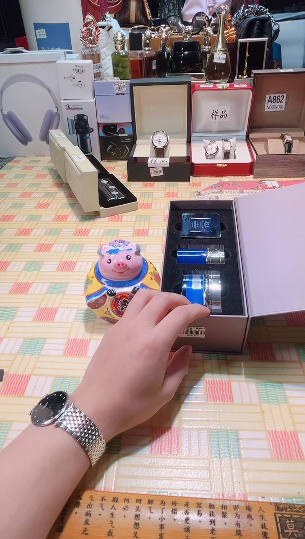 瓷片瓷器 库房到期 全部地板价@@1