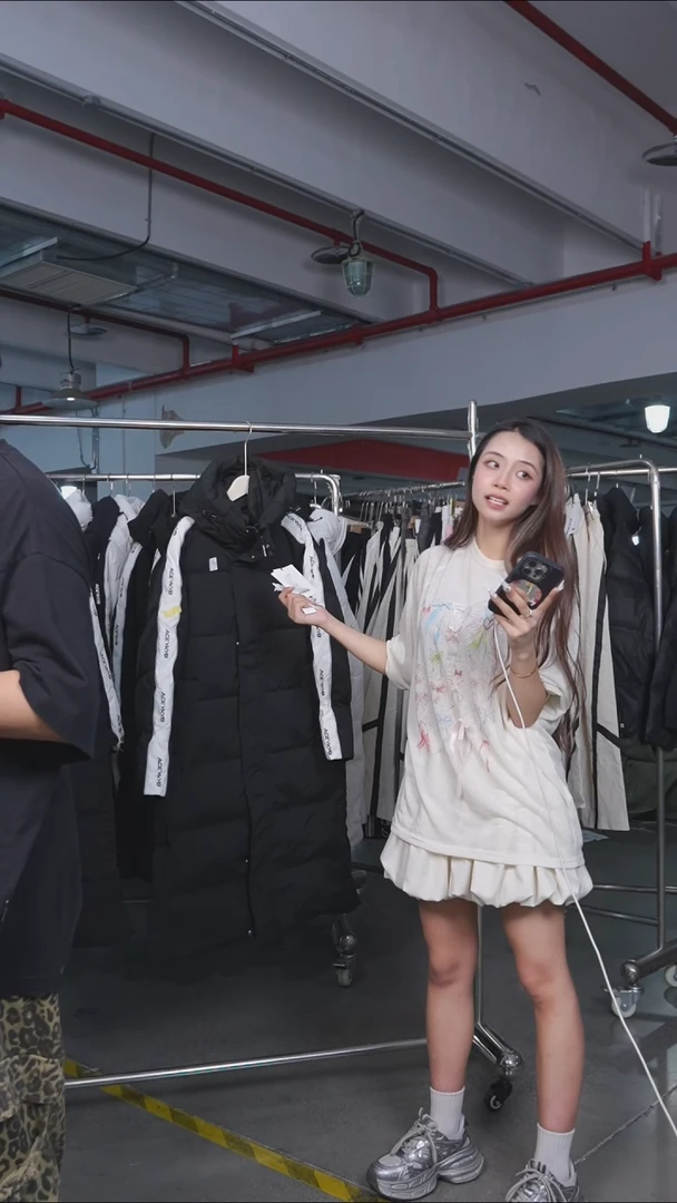 YKYB冬季新款羽绒服 黑色 S码
