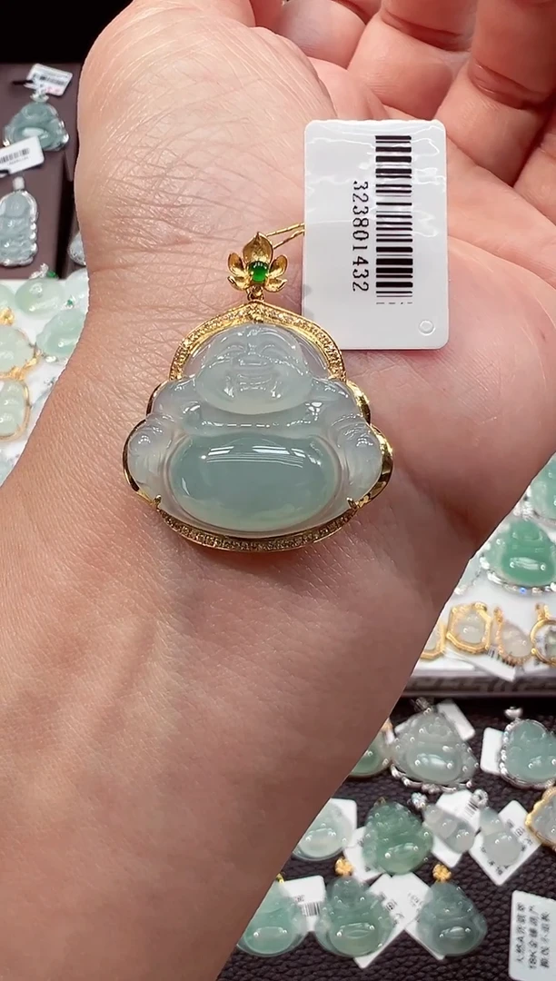 吊坠(不含链)18K金镶嵌翡翠佛公吊坠1432
