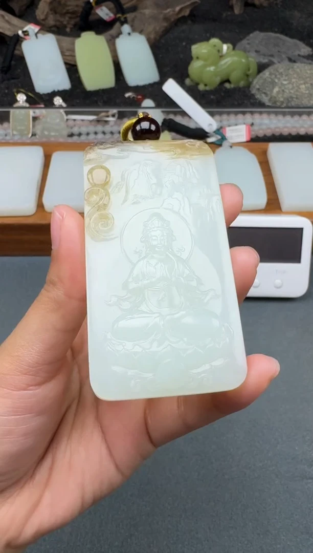 颈饰未镶嵌和田玉1