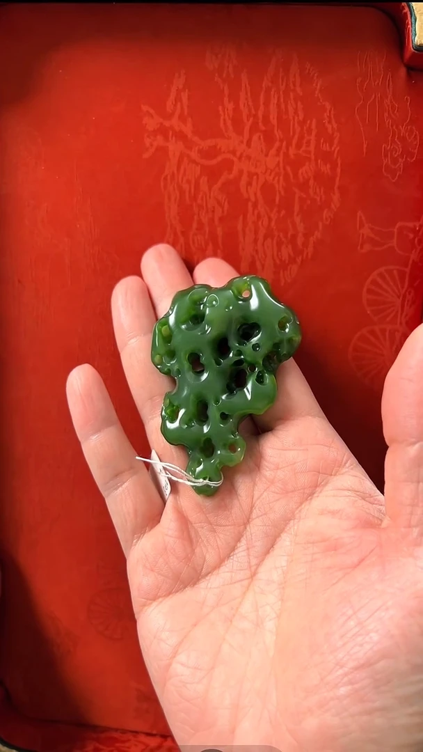 未镶嵌和田玉挂件俄碧时来运转挂件