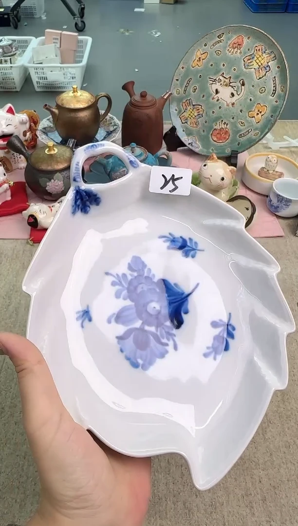 瓷片泡泡家的瓷器真好看