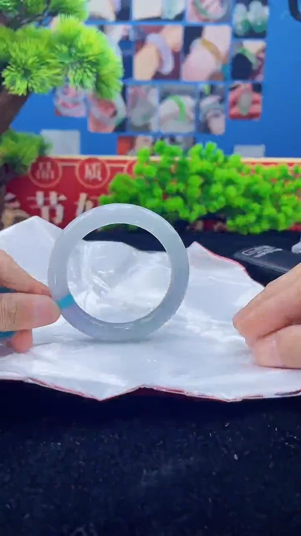 【闪购商品】翡翠手镯未镶嵌手镯32