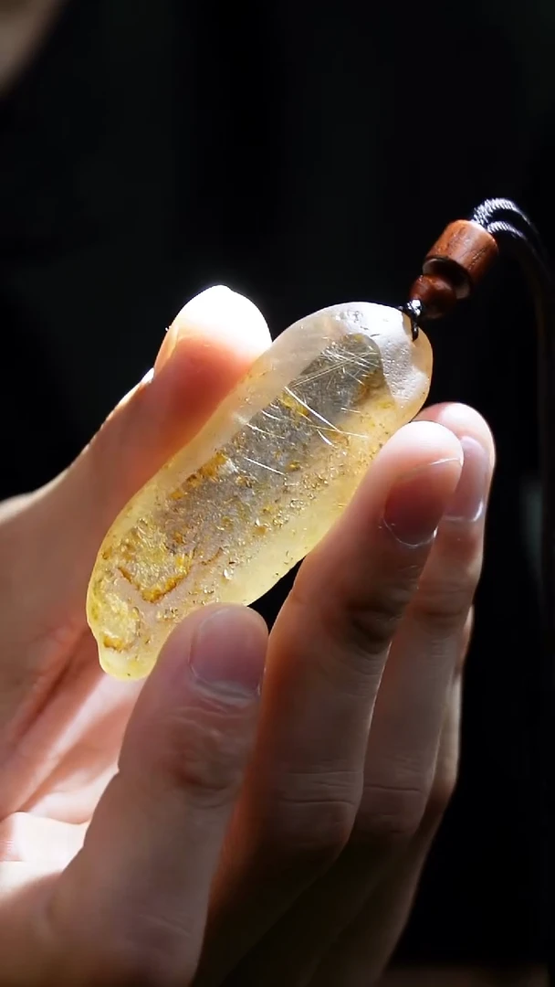 吊坠(赠链)未镶嵌水晶水晶