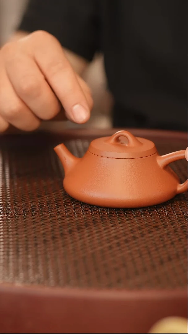 茶壶紫砂全手 大红袍 纳瓢 110cc