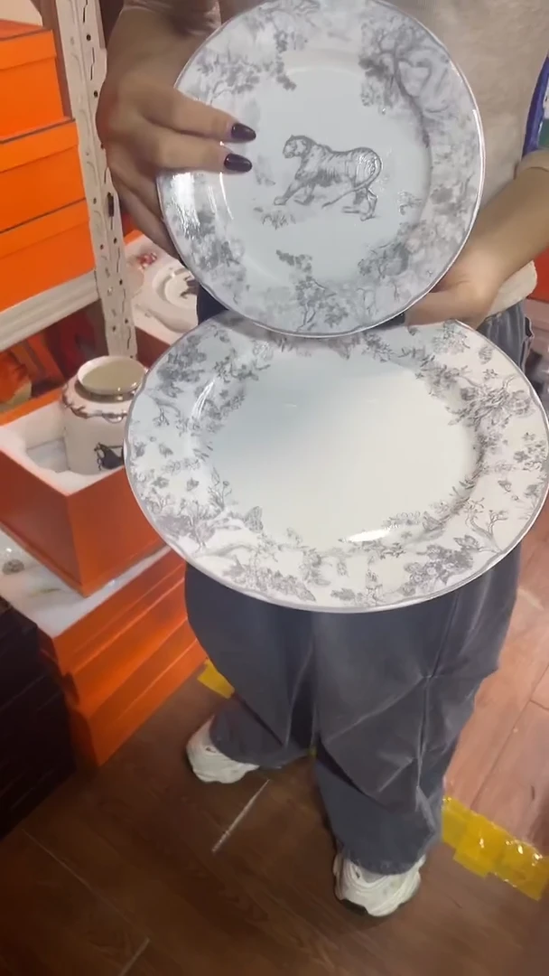 杯鸿辉家品牌瓷器，京东包邮！