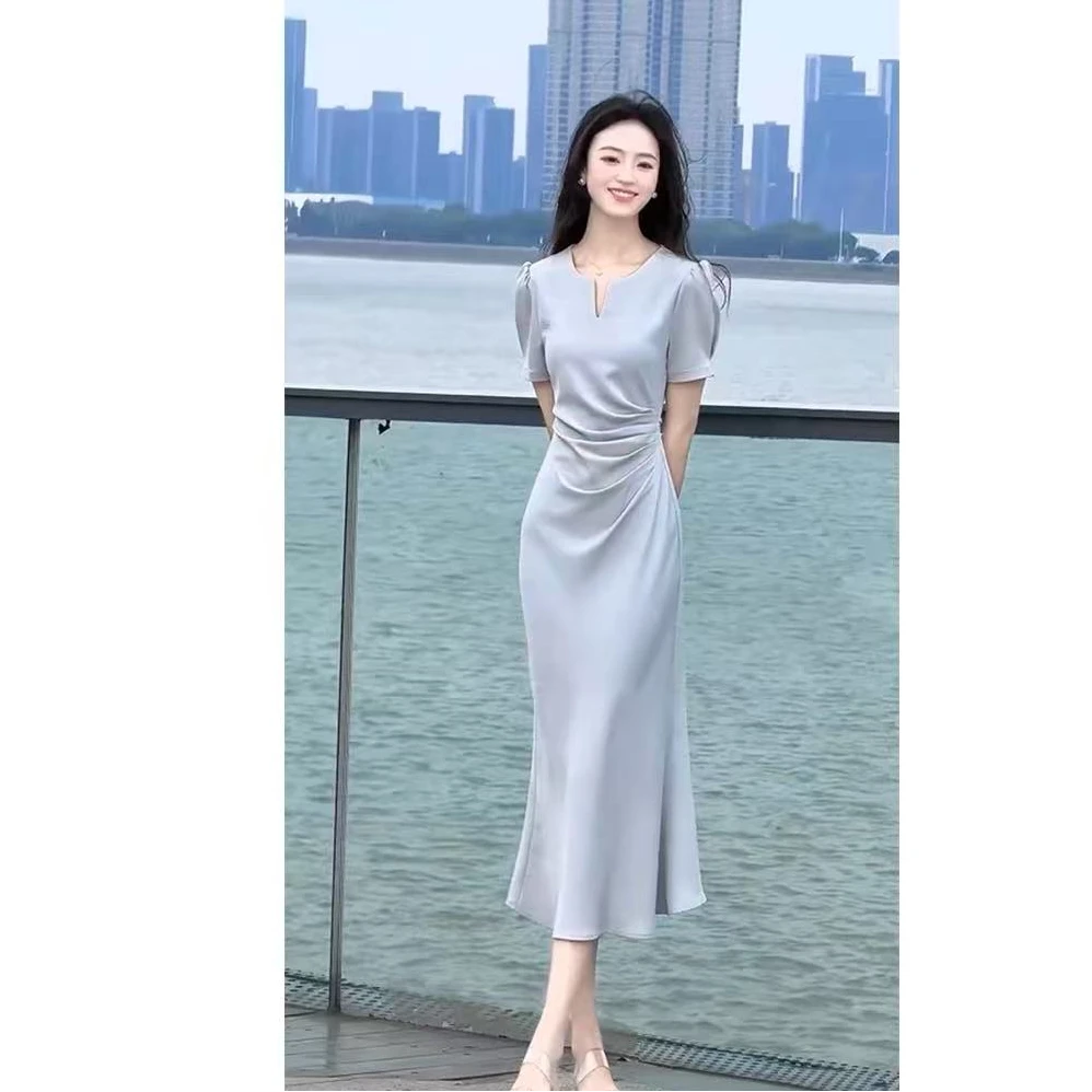 法式气质名媛高端女神范高级感端庄大气正式场合浅蓝色连衣裙夏季