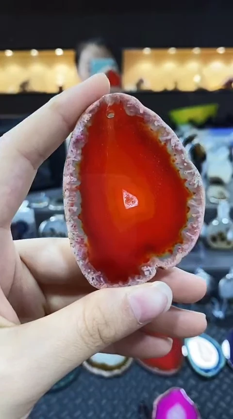 未镶嵌颈饰玛瑙/玉髓阿*哥玛瑙