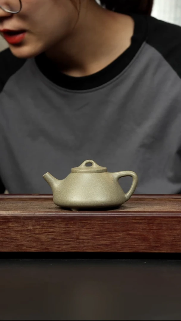 紫砂茶壶青段 子冶石瓢