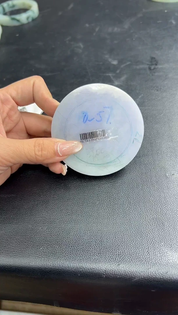 未镶嵌手镯定制翡翠定制手镯不退不换