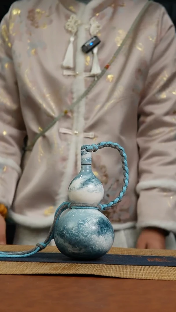 957号 天然热水酒葫芦 一物一拍（有瑕介意勿拍）