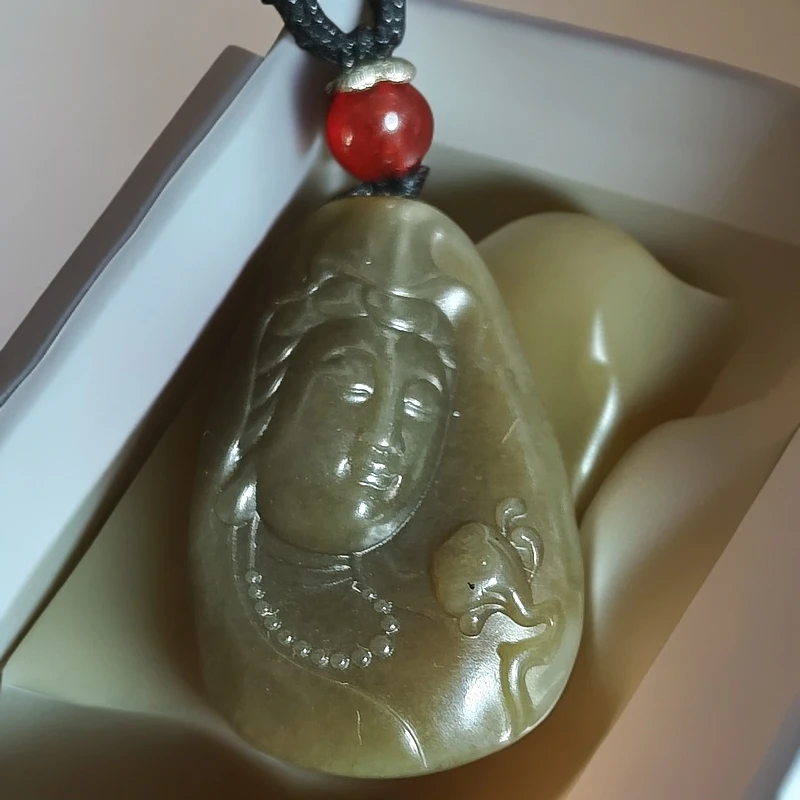 和田玉山料观音吊坠