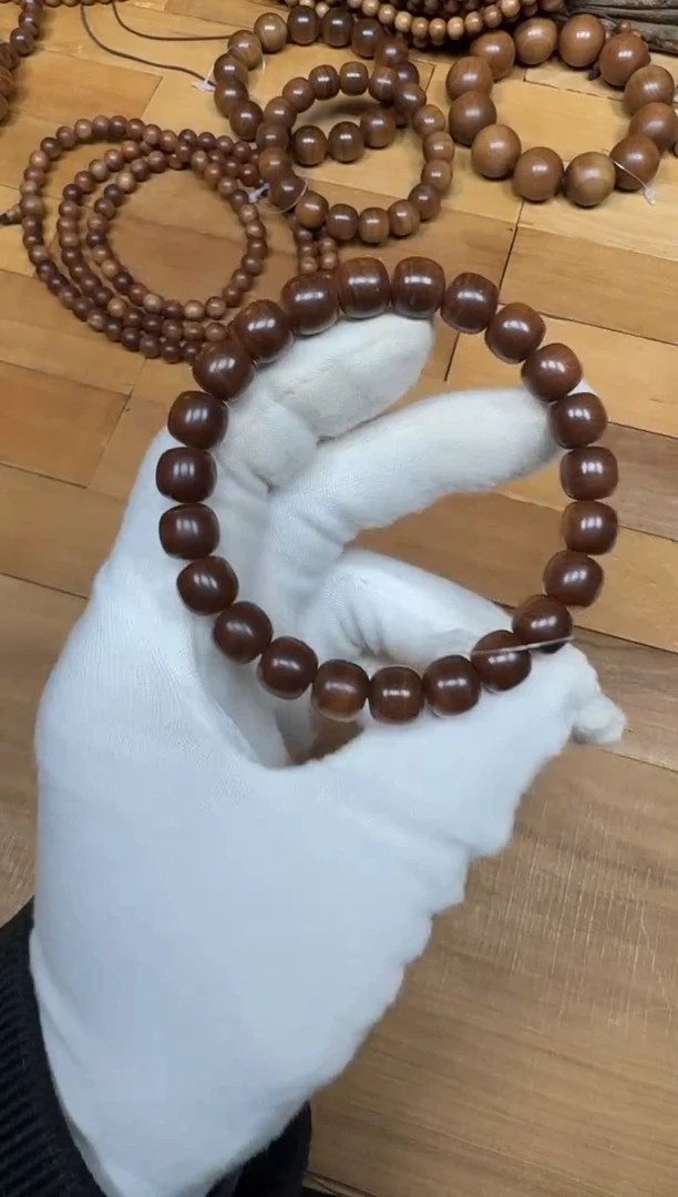 檀香木手串/手链老山檀香檀香王8.5*9单圈横纹沉水黑肉