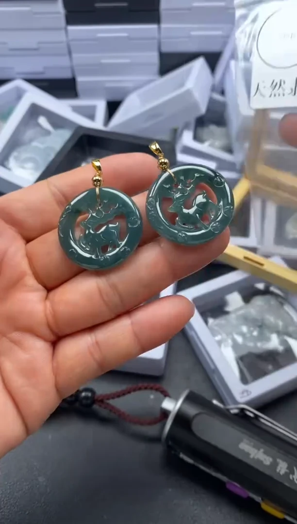 吊坠(不含链)未镶嵌翡翠2195