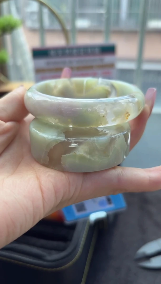 未镶嵌手镯石英质玉C127(60圈赠送镯心)