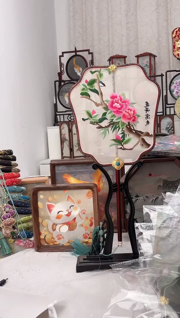 扇子绣作品手工团扇
