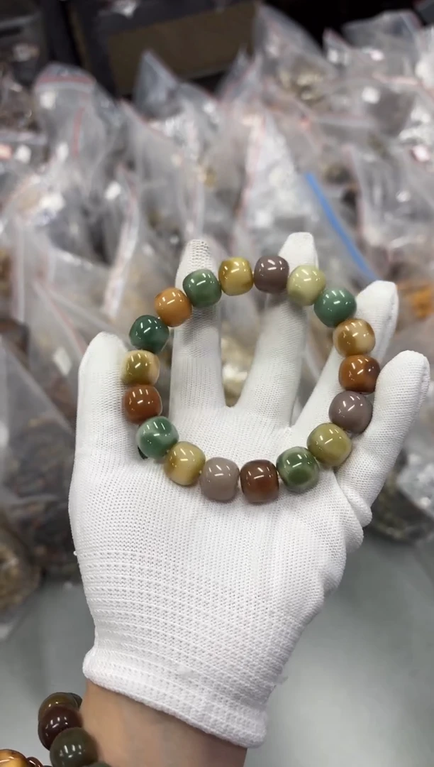 手串菩提根/象牙果14三花猫（409）