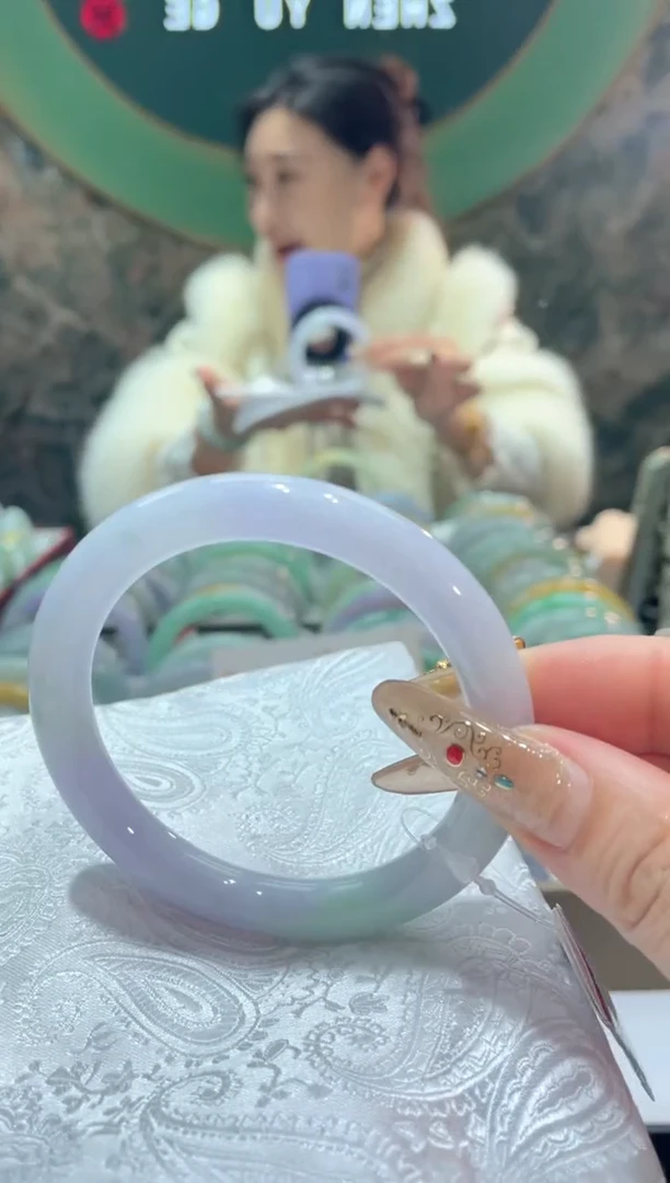 【闪购商品】翡翠手镯未镶嵌3910*****
