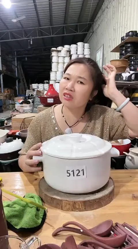 5121瑕疵4.0白锅带盖