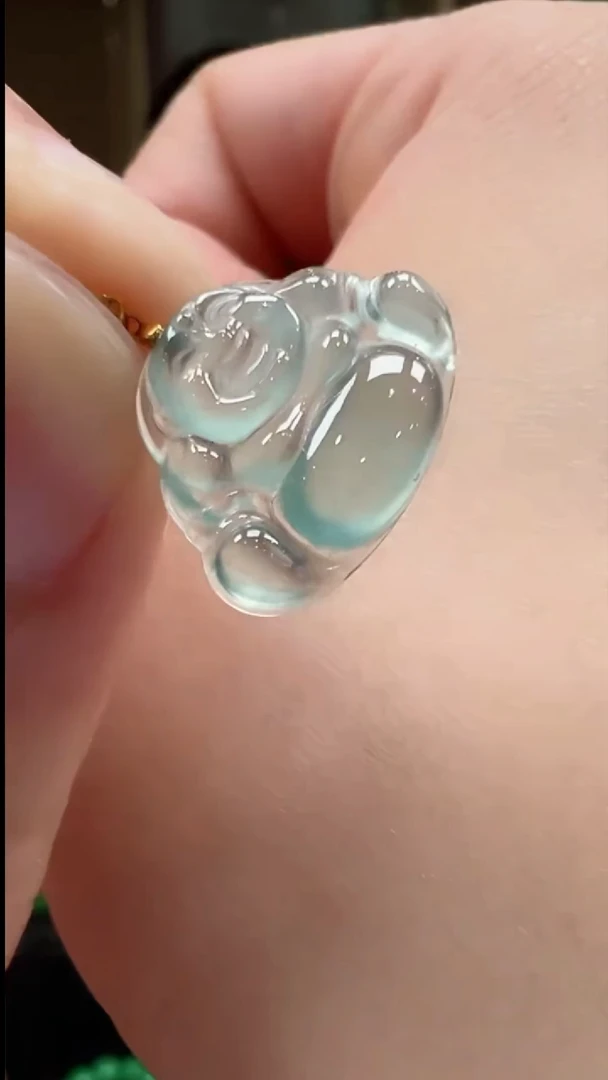 吊坠(不含链)18K金镶嵌翡翠多样性发货