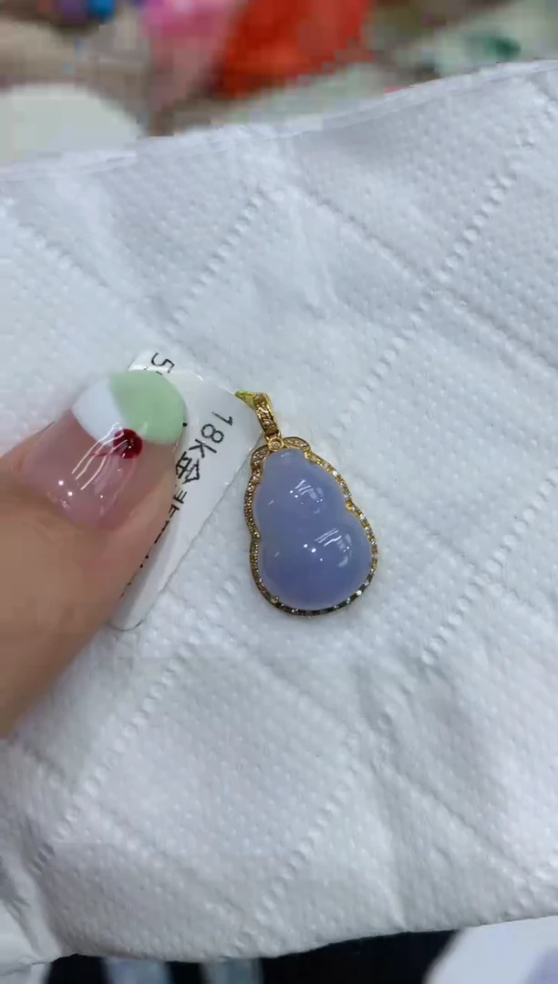 翡翠18K金镶嵌颈饰111111111111