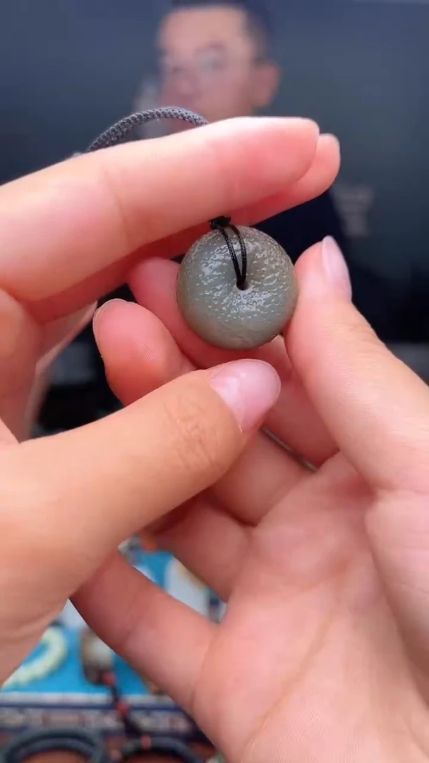 未镶嵌和田玉挂件1