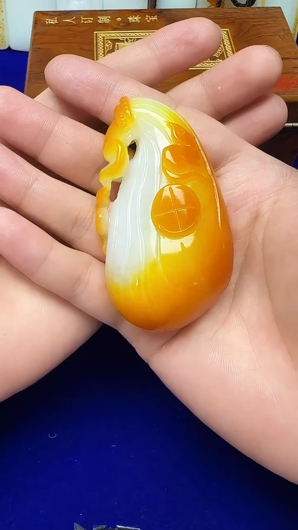 和田玉未镶嵌把件1