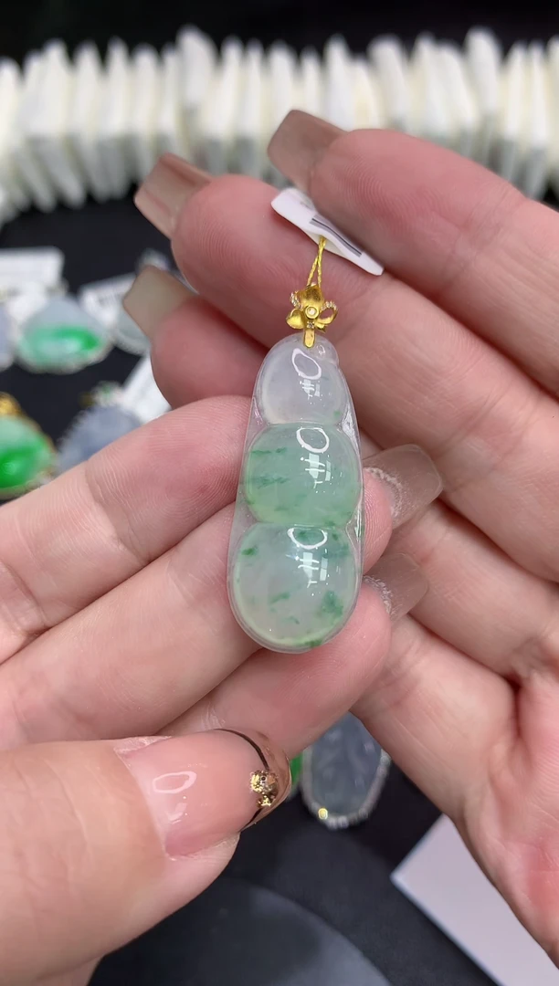 吊坠(不含链)18K金镶嵌翡翠11