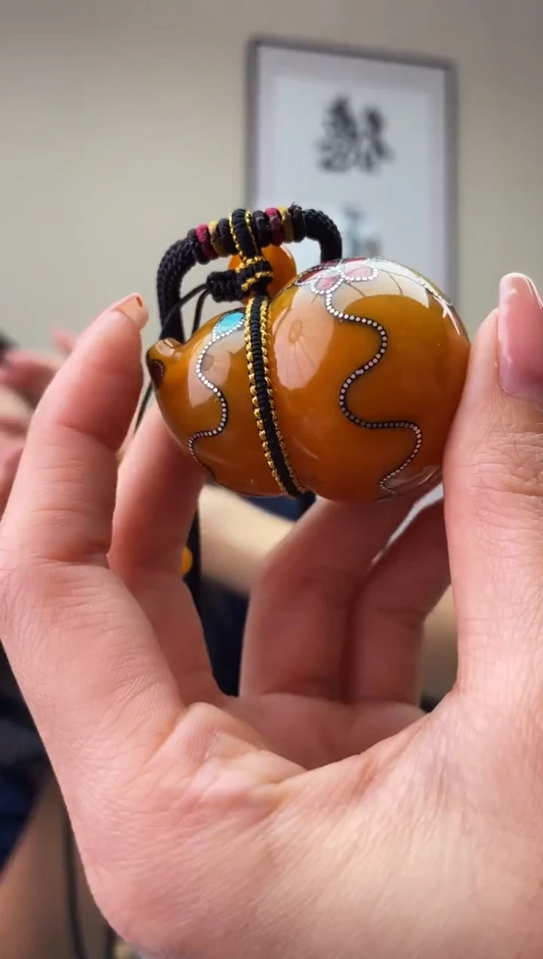 琥珀未镶嵌珠宝奇石T035假一罚十多样性发其一