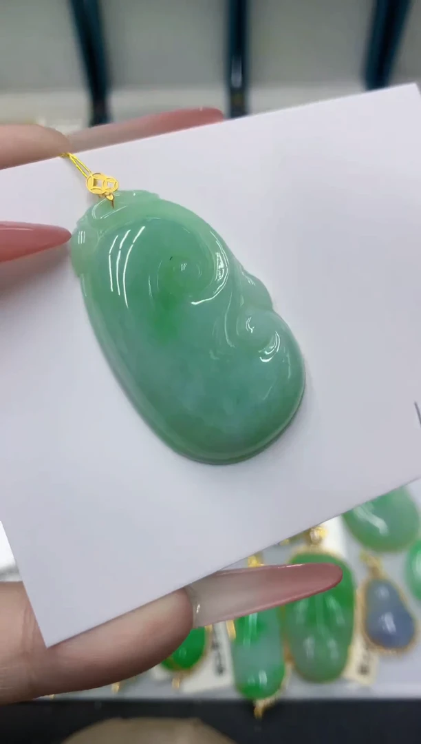 颈饰18K金镶嵌翡翠11111