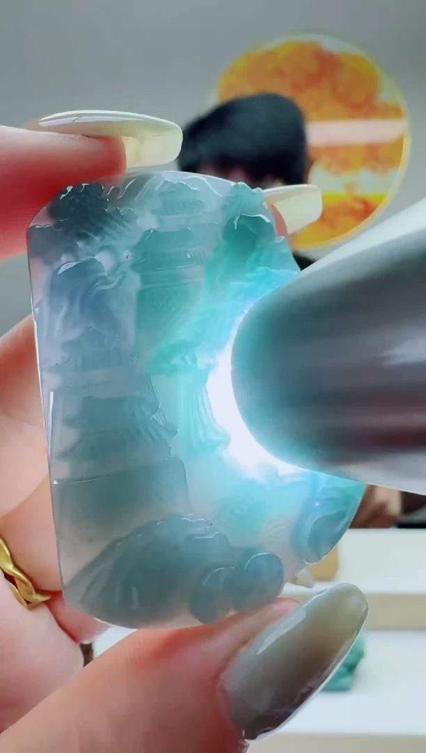 翡翠未镶嵌颈饰多样性随机发其一