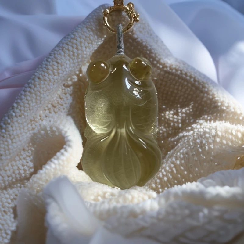 七夕送礼首选鎏金晶鱼吊饰七夕款气质气质可爱女士玉兔猫爪雕刻