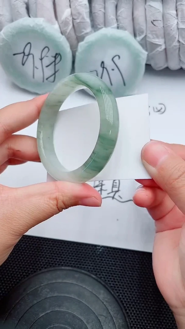 未镶嵌手镯石英质玉59-52-53