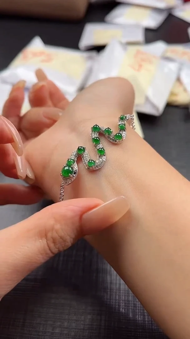 【闪购商品】翡翠手链未镶嵌100641612