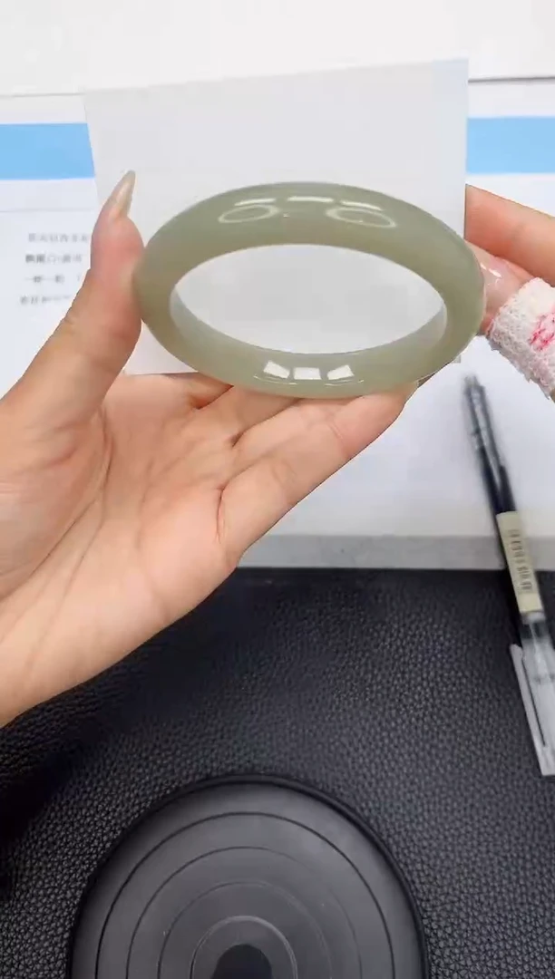 石英质玉手镯未镶嵌253-60.2