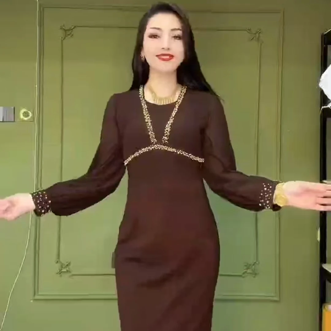 气质显瘦连衣裙设计小众轻奢