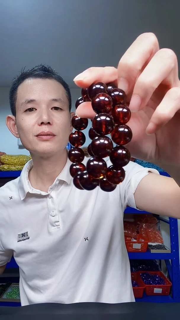 血珀颈饰未镶嵌Y002缅甸血丝珀时尚百搭手串17-18mm