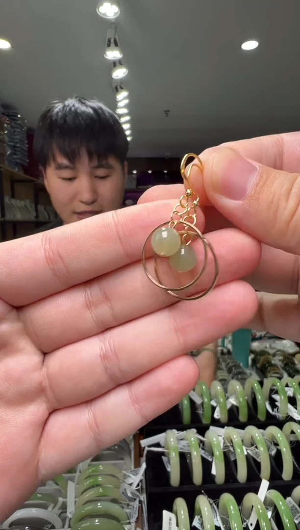 【闪购商品】和田玉耳饰未镶嵌耳坠