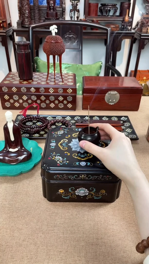 紫檀木类成套家具小香炉