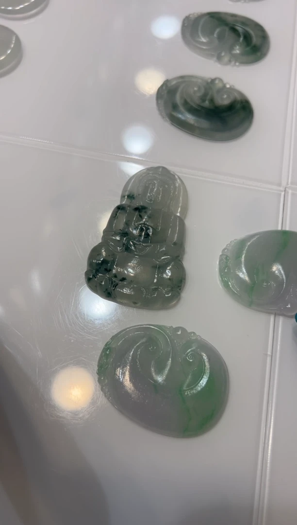 定制翡翠未镶嵌观音