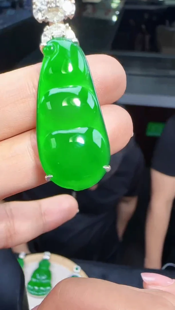 未镶嵌定制翡翠翡翠吊坠164