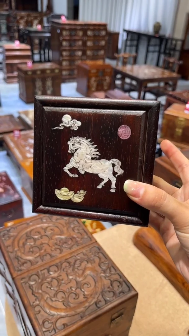 木马上有钱方形抽拉盒