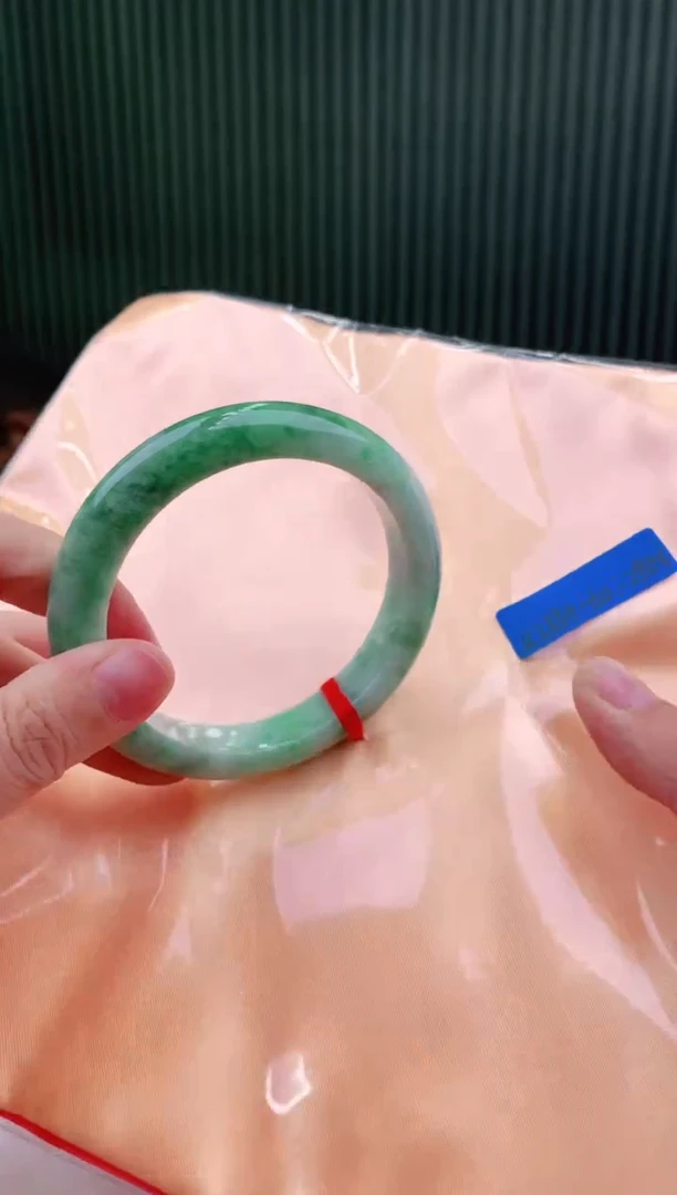 未镶嵌手镯翡翠59