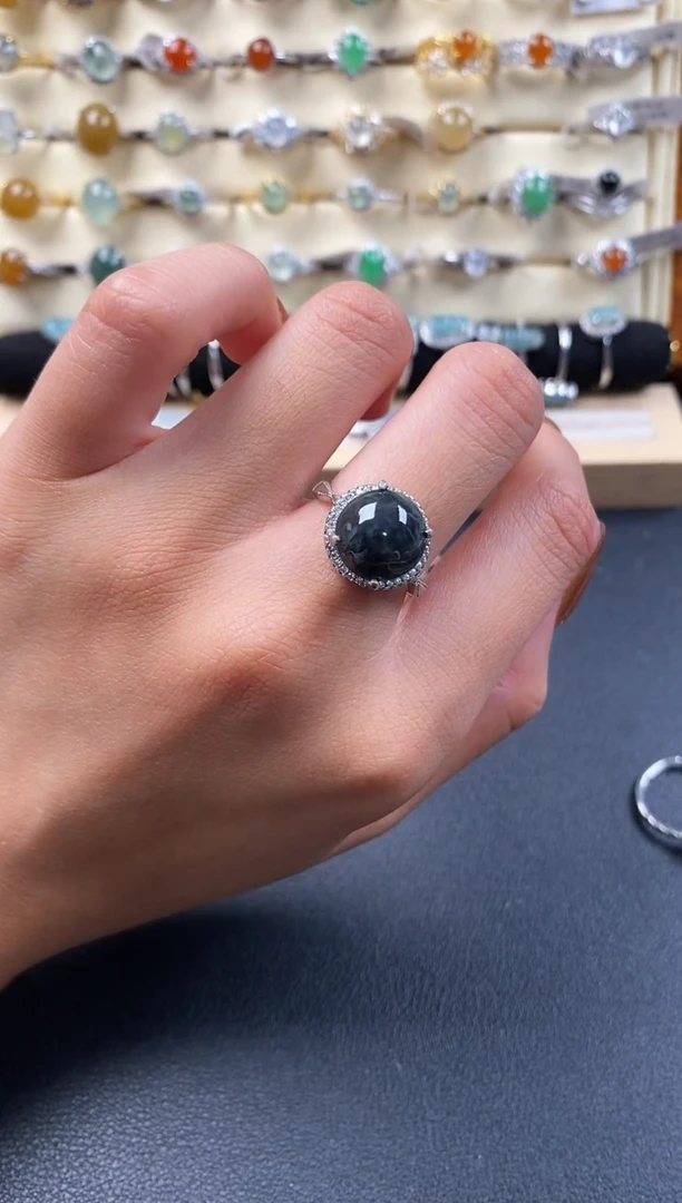 银S925镶嵌戒指翡翠6666666+3