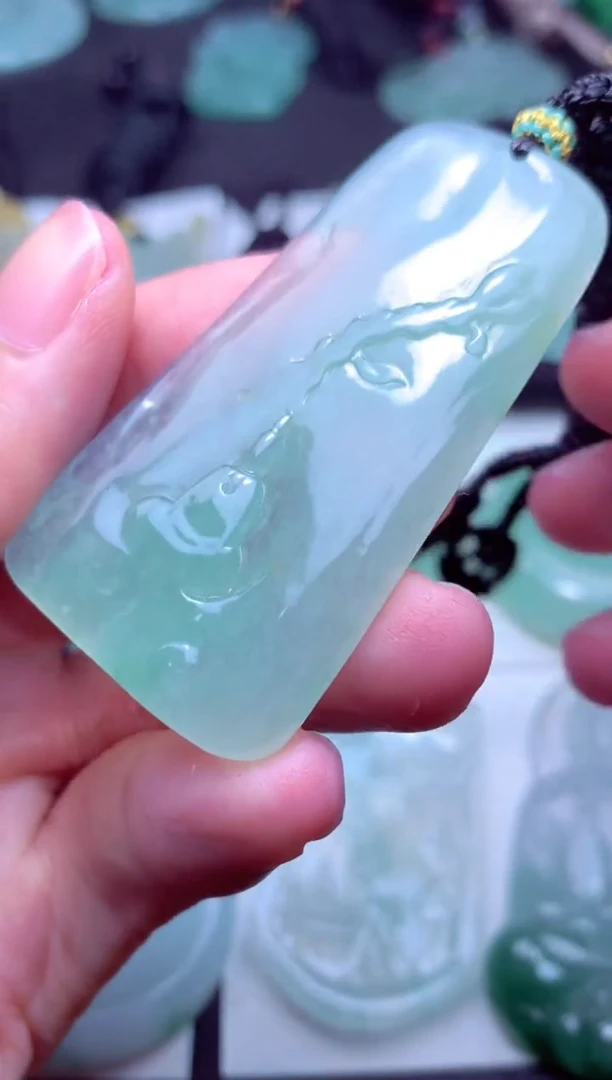 颈饰未镶嵌翡翠天然A货翡翠