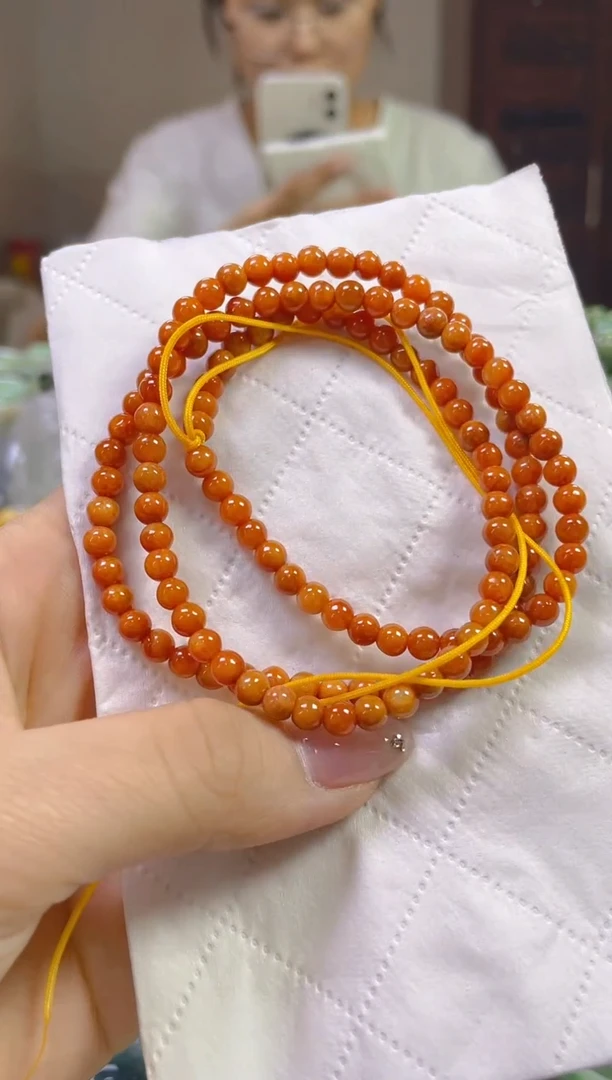 翡翠未镶嵌颈饰4MM/N/翡翠A货,一件也是批发价