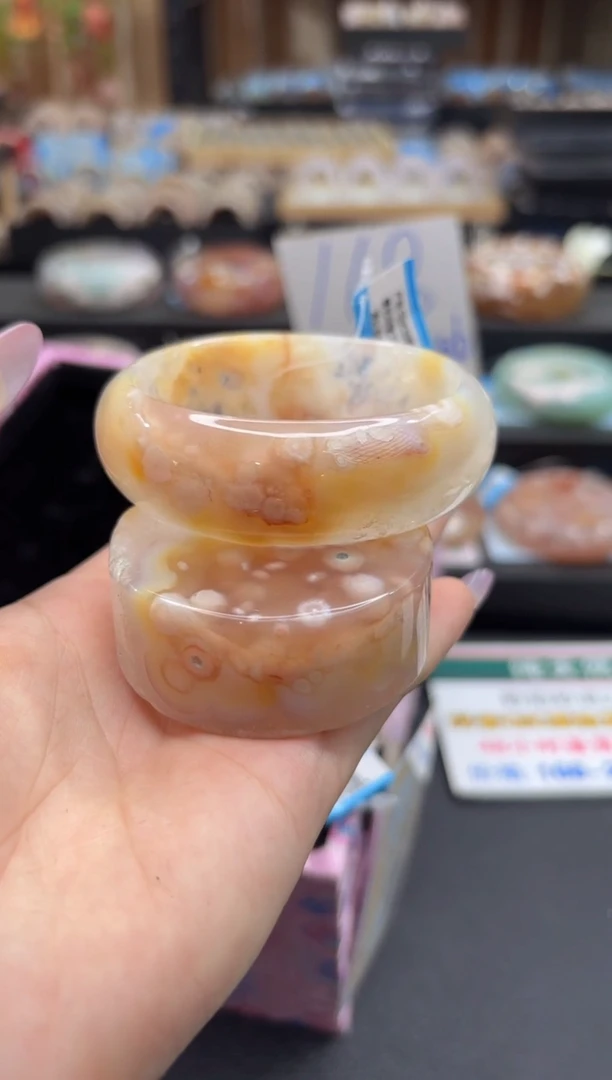 未镶嵌手镯石英质玉C555(54圈赠送镯心)