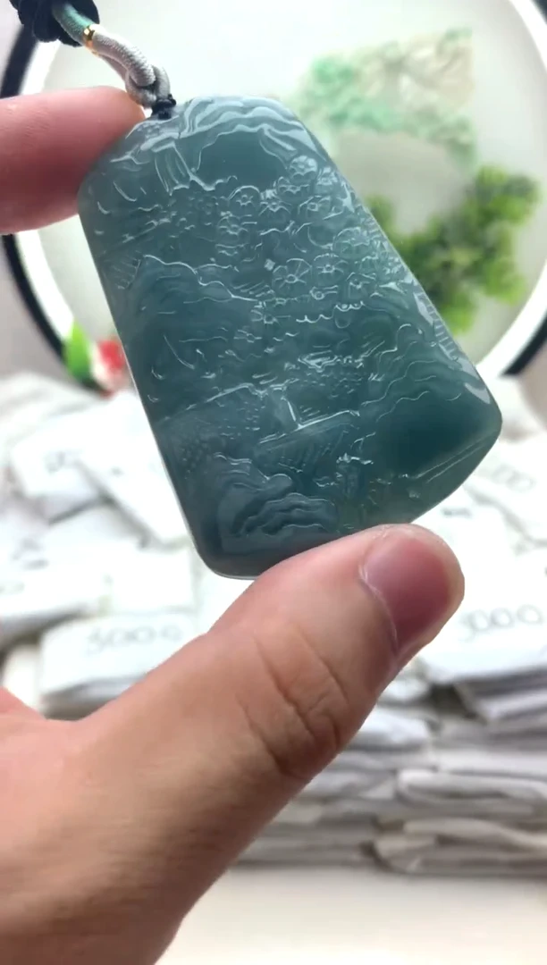 颈饰未镶嵌翡翠山水1