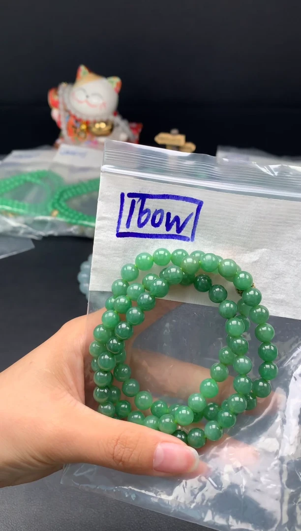 未镶嵌挂件翡翠3卡7.6