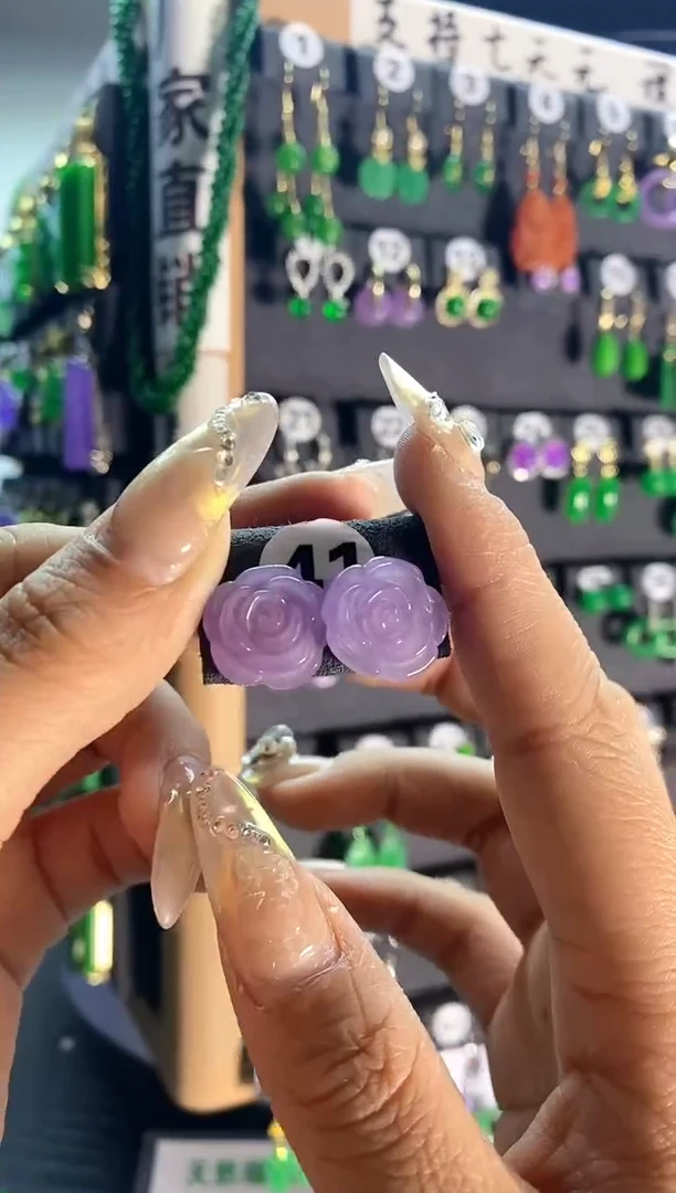 【闪购商品】翡翠耳饰银S925镶嵌41....